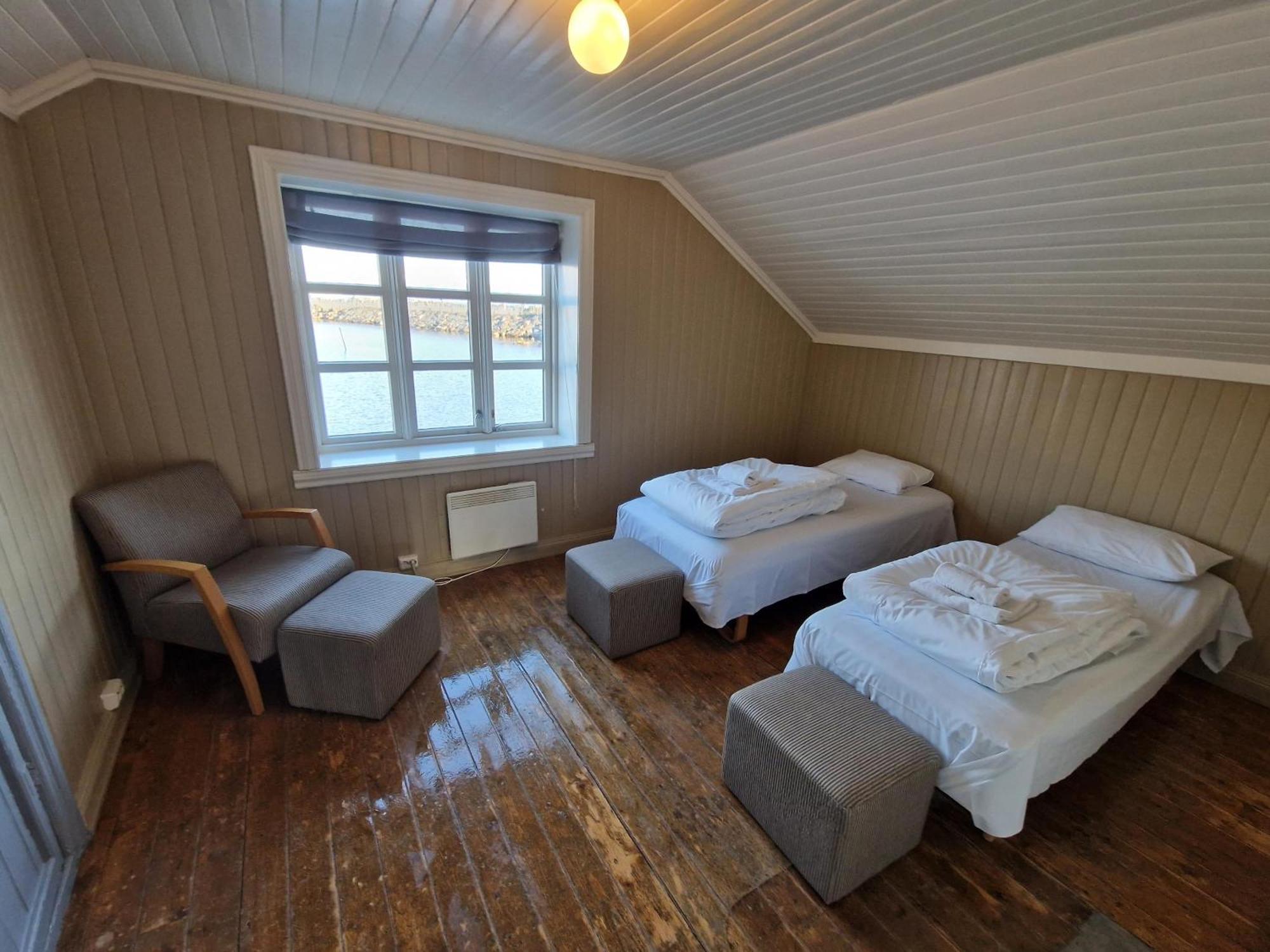 Statsbuene I Kabelvag Kabelvåg Exterior foto