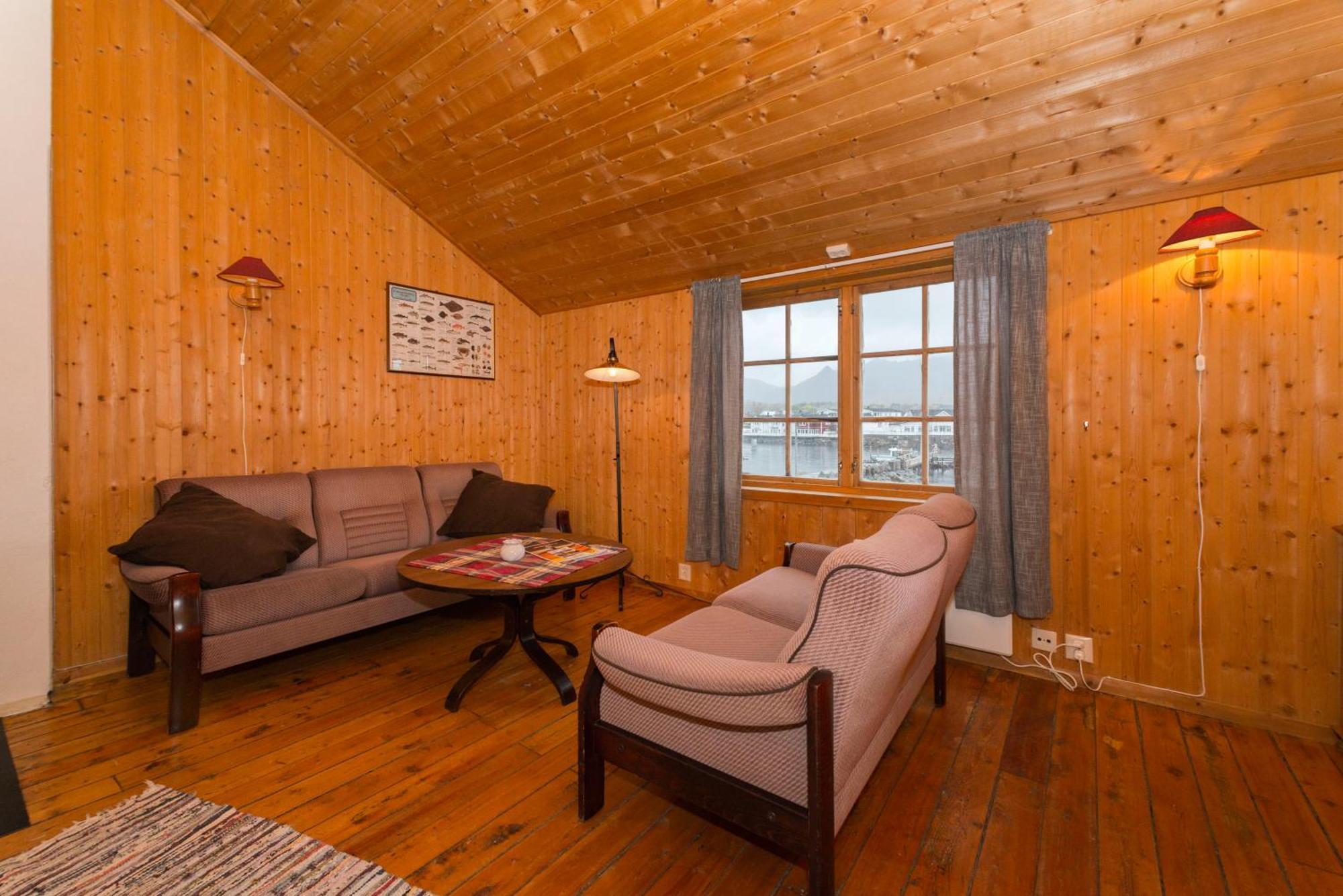 Statsbuene I Kabelvag Kabelvåg Exterior foto